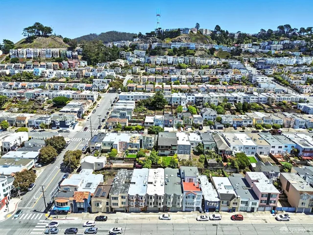 $980,000 | 1822 19th Avenue, Unit 2, San Francisco, CA 94122