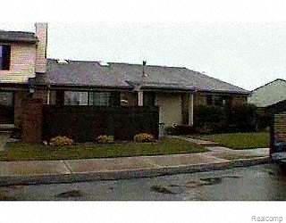 22185 Pondview, Unit 33 Novi, MI 48375 - Photo 1 of 1 Listing Image