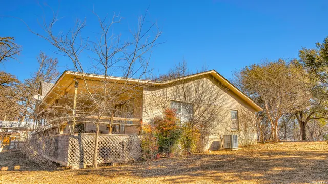 $550,000 | 196 Canal Cir Drive, Rio Frio, TX 78879
