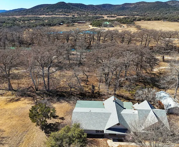 $550,000 | 196 Canal Cir Drive, Rio Frio, TX 78879