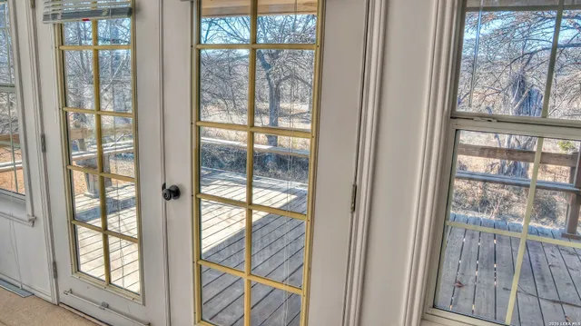 $550,000 | 196 Canal Cir Drive, Rio Frio, TX 78879