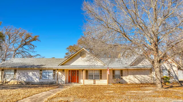 $550,000 | 196 Canal Cir Drive, Rio Frio, TX 78879