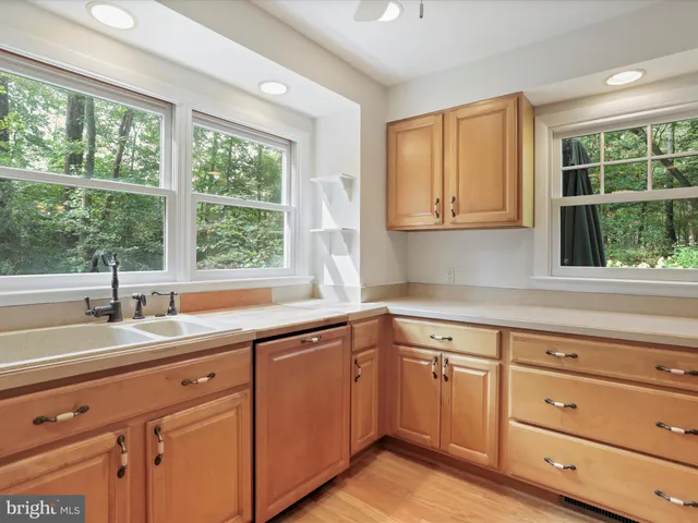 $750,000 | 20830 Peach Tree Road, Dickerson, MD 20842