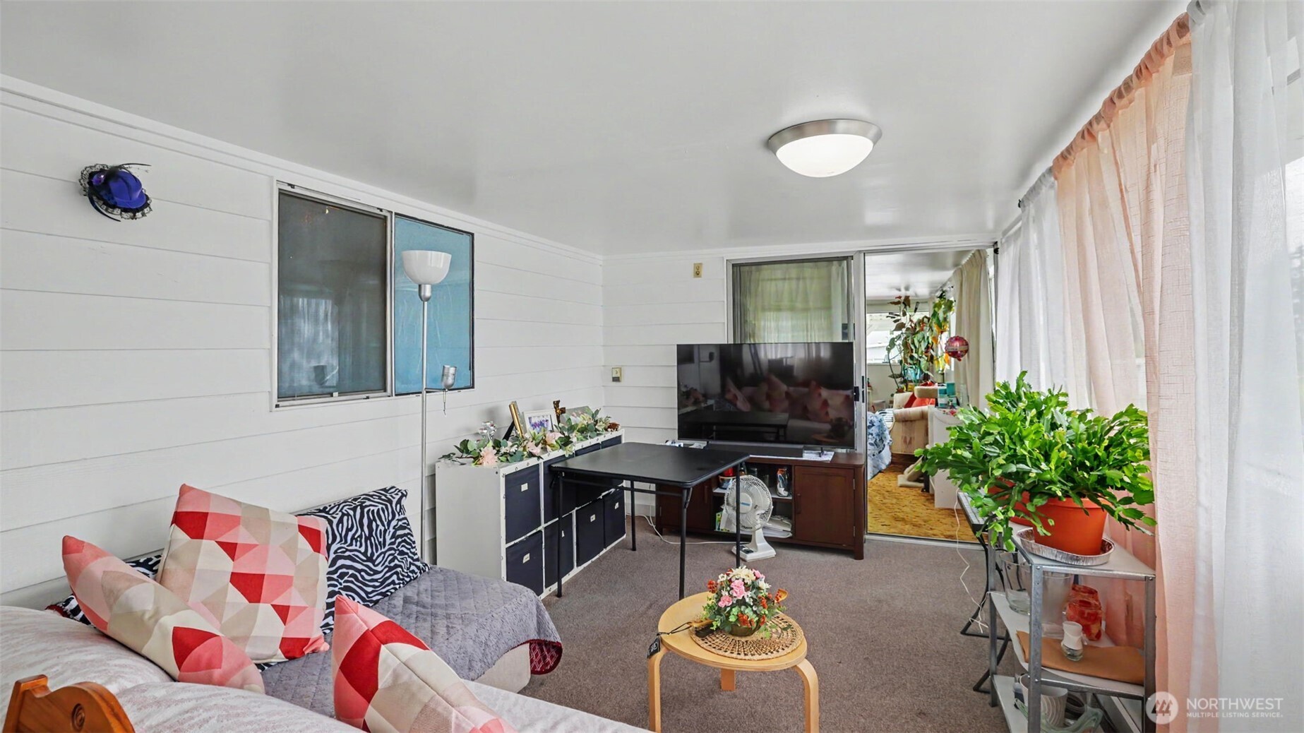 2194 Northeast 8th Place Renton, WA 98056 - Photo 17 of 27
