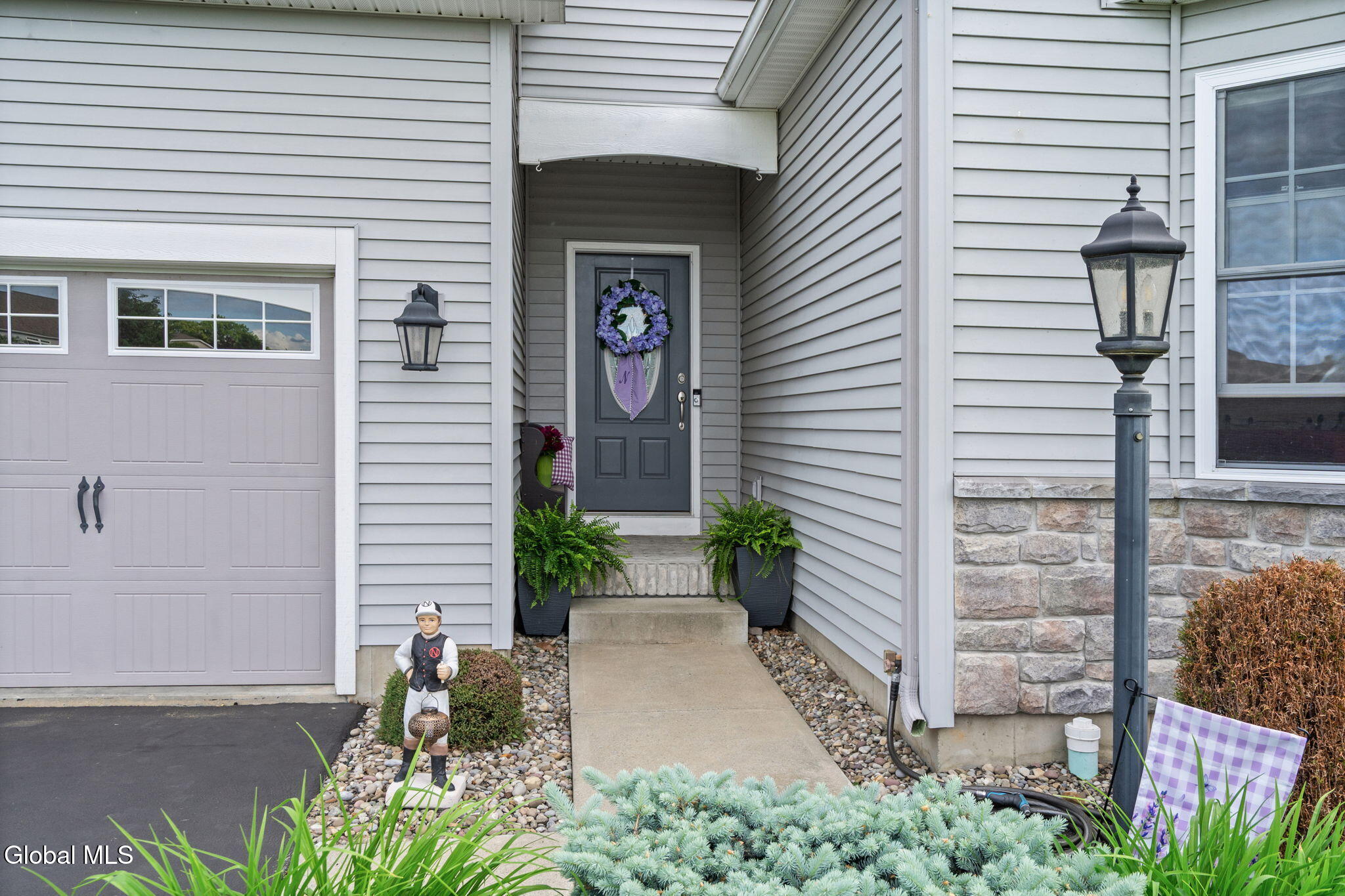 5 Rosemore Place Halfmoon, NY 12118 - Photo 2 of 38 40-web-or-mls-5-rosemore-pl