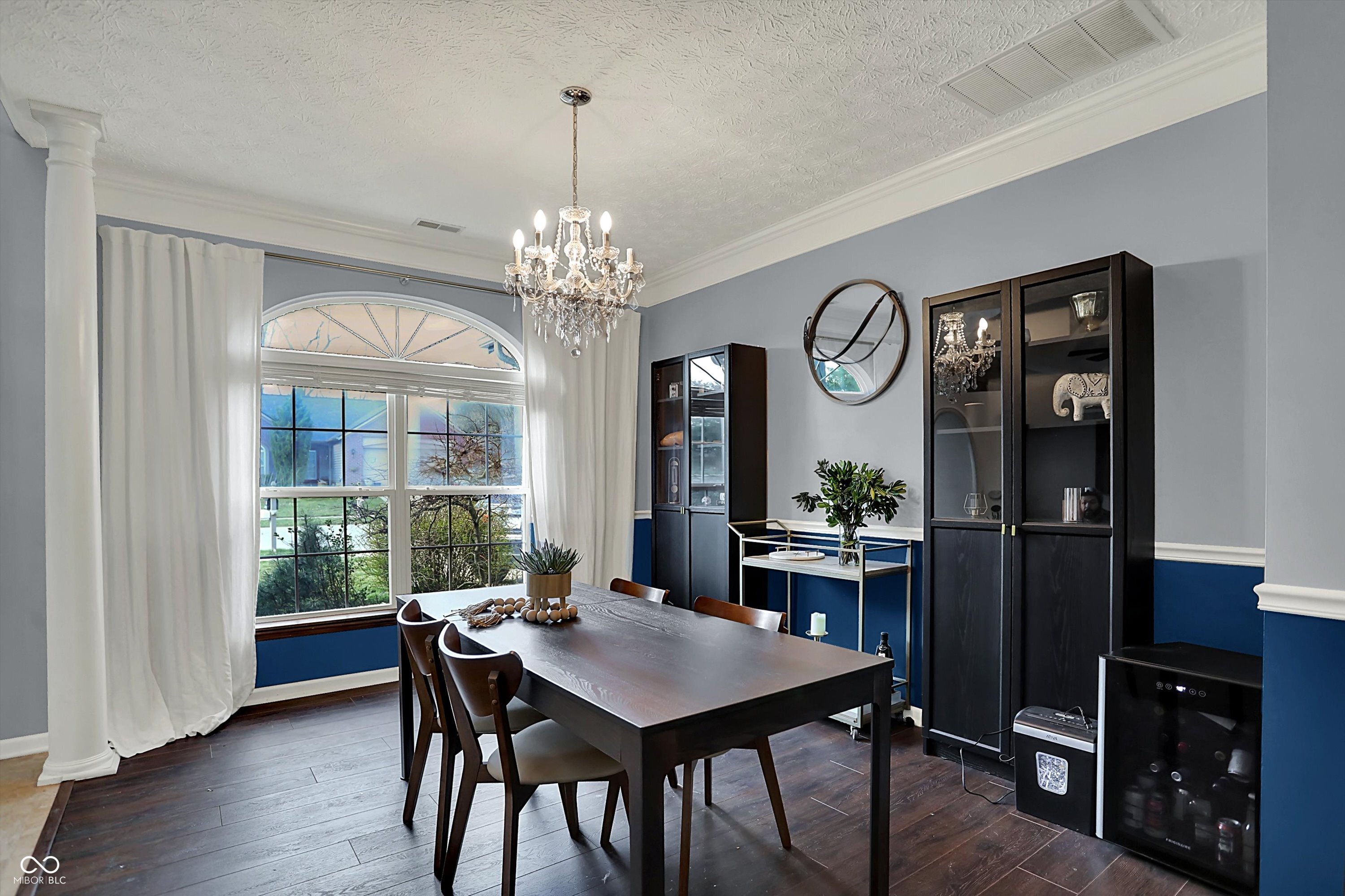 5347 Creekbend Drive Carmel, IN 46033 - Photo 5 of 41