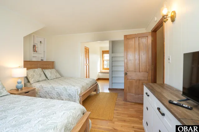 $699,000 | 140 Lighthouse Road, Ocracoke, NC 27960