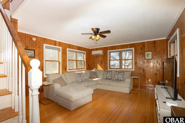 $699,000 | 140 Lighthouse Road, Ocracoke, NC 27960