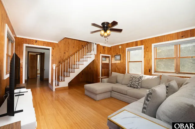 $699,000 | 140 Lighthouse Road, Ocracoke, NC 27960