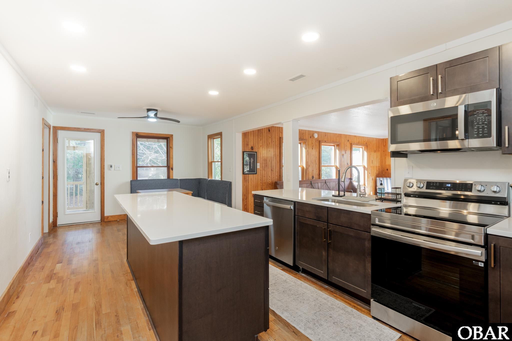 140 Lighthouse Road Ocracoke, NC 27960 - Photo 7 of 40 Kitchen