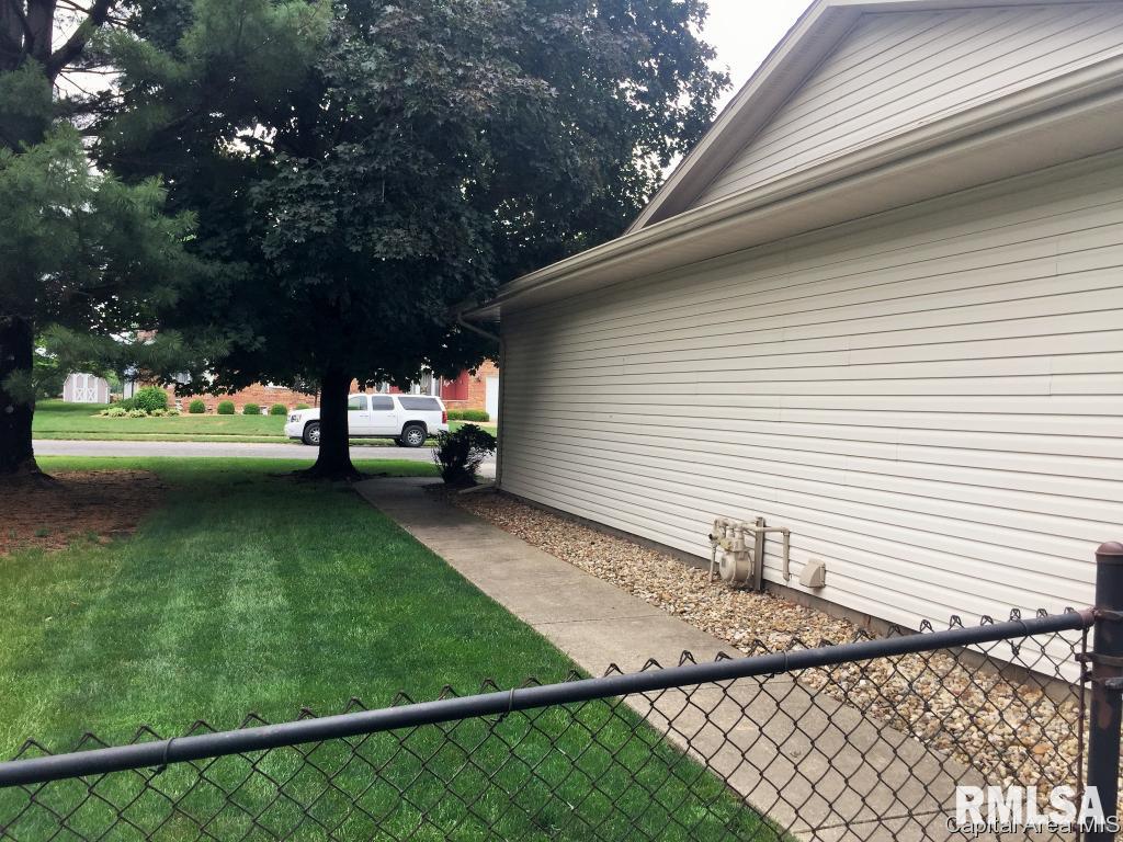 23 Galahad Drive Rochester, IL 62563 - Photo 23 of 29 Gallery Image 23