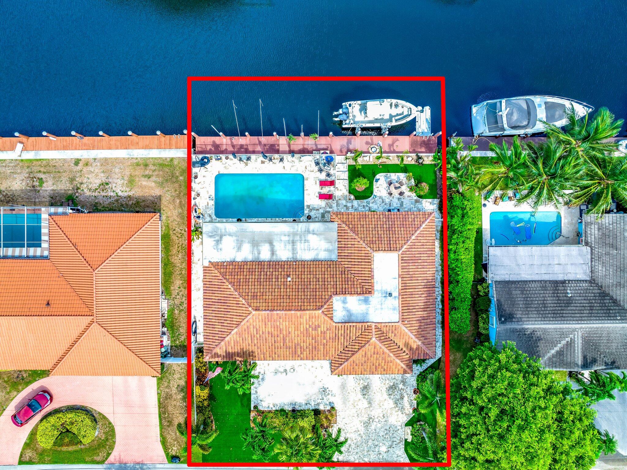 4051 Northeast 27th Terrace Lighthouse Point, FL 33064 - Photo 3 of 72 3-web-or-mls-DJI_0031-Edit-Edit