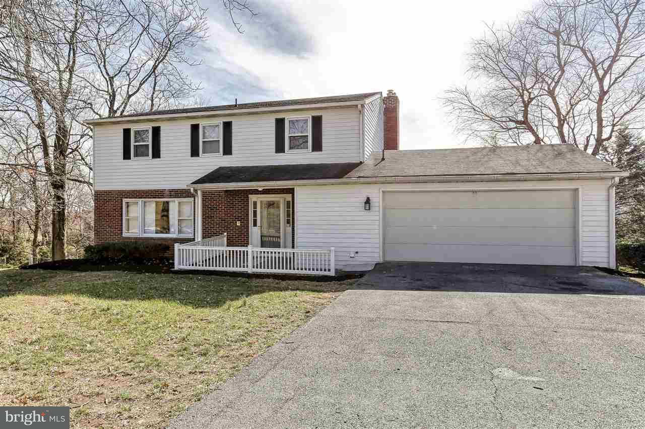 561 Strites Road Harrisburg, PA 17111 - Photo 2 of 25 Gallery Image 2