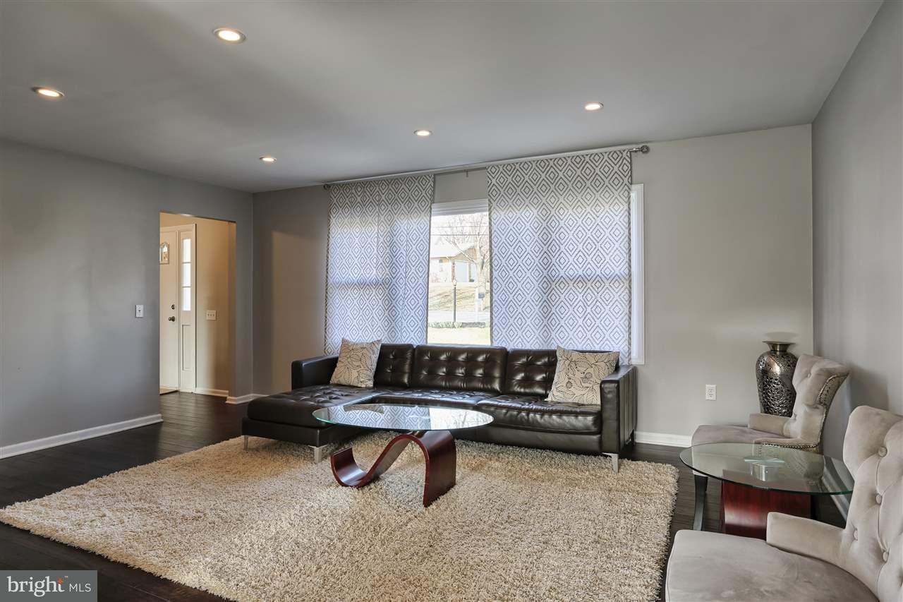 561 Strites Road Harrisburg, PA 17111 - Photo 5 of 25 Gallery Image 5