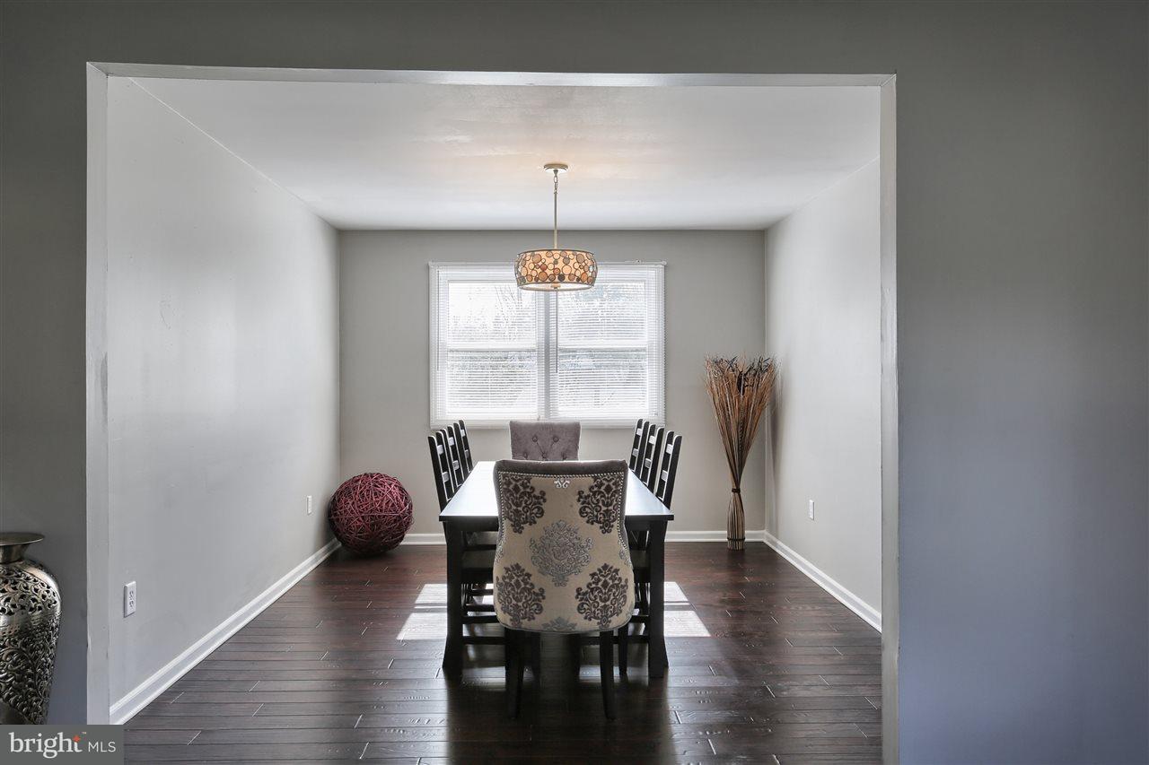 561 Strites Road Harrisburg, PA 17111 - Photo 6 of 25 Gallery Image 6