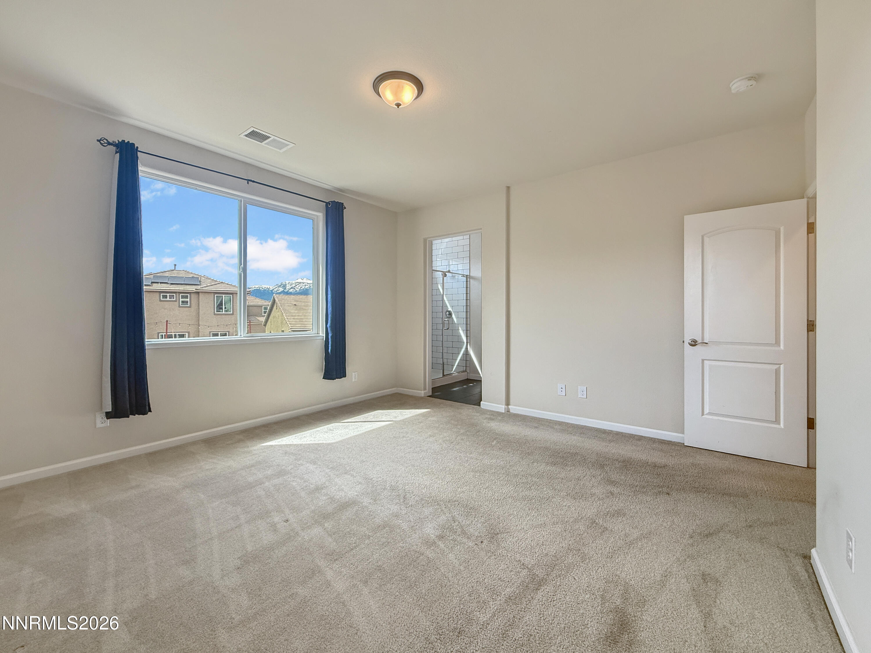 2030 Harmony Valley Drive Reno, NV 89521 - Photo 8 of 24 primary 01