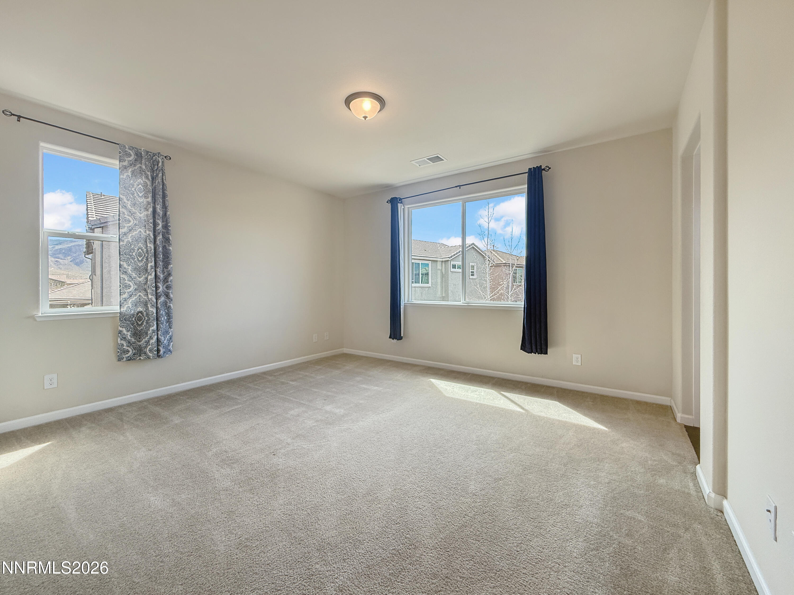 2030 Harmony Valley Drive Reno, NV 89521 - Photo 9 of 24 primary 02