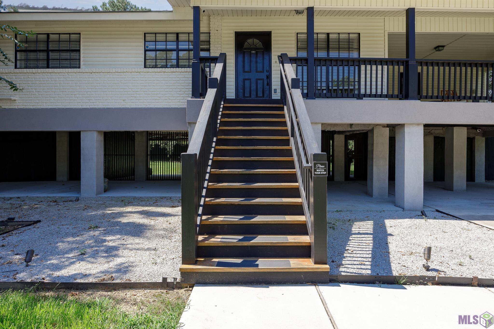 9058 Baker Drive Baton Rouge, LA 70809 - Photo 2 of 33