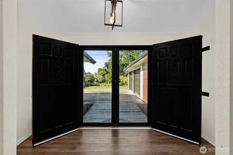 $699,000 | 6217 119th Avenue East, Puyallup, WA 98372