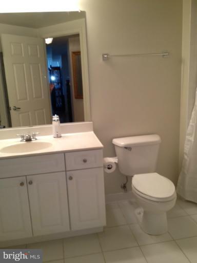 2726 Gallows Road, Unit 1008 Vienna, VA 22180 - Photo 8 of 18 2nd Bath