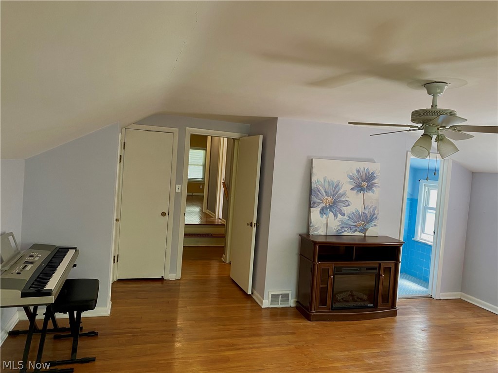 16024 Brewster Road Cleveland, OH 44112 - Photo 12 of 27