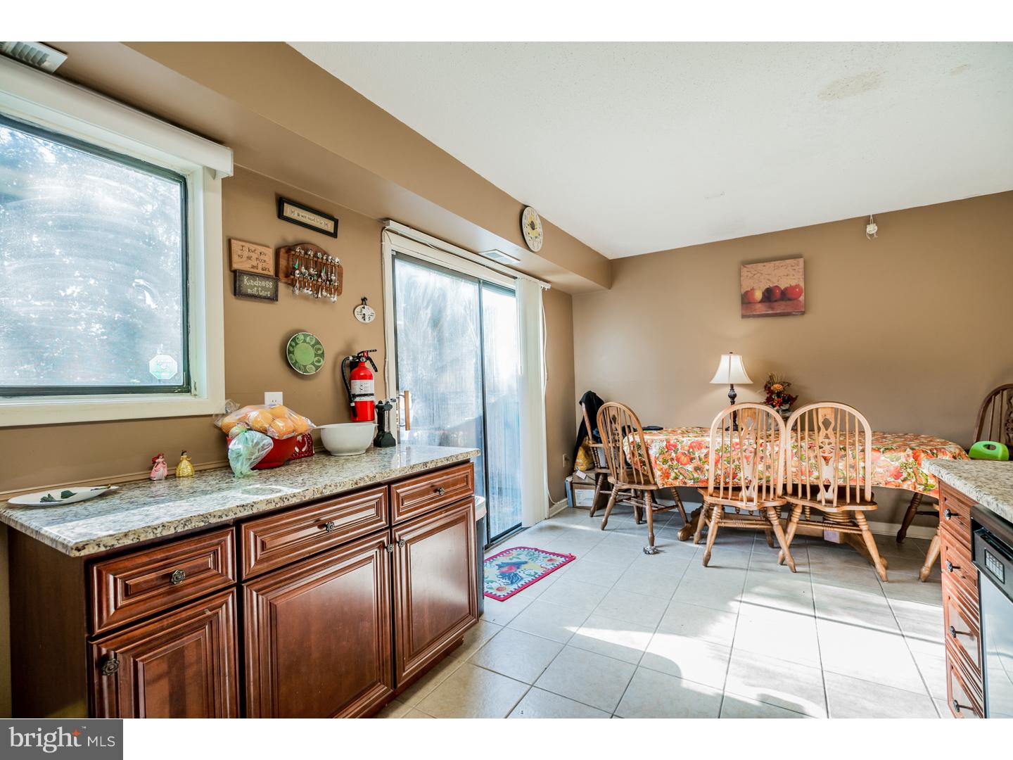 27 Chiswick Drive Lindenwold, NJ 08021 - Photo 15 of 25