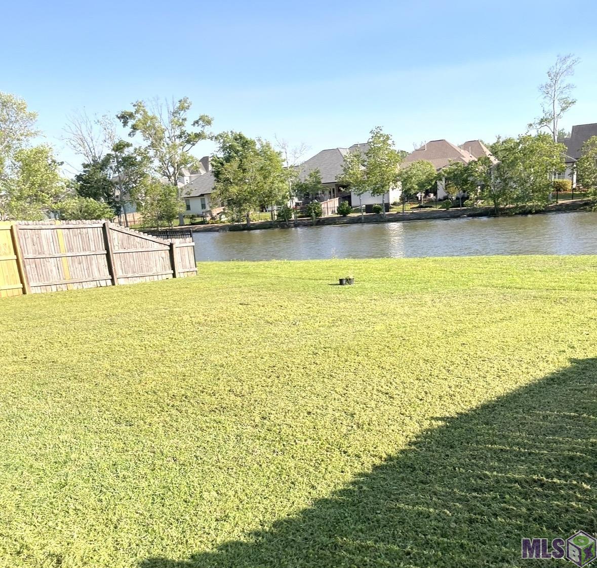 10868 Springtree Avenue Baton Rouge, LA 70810 - Photo 8 of 13 Gallery Image 8
