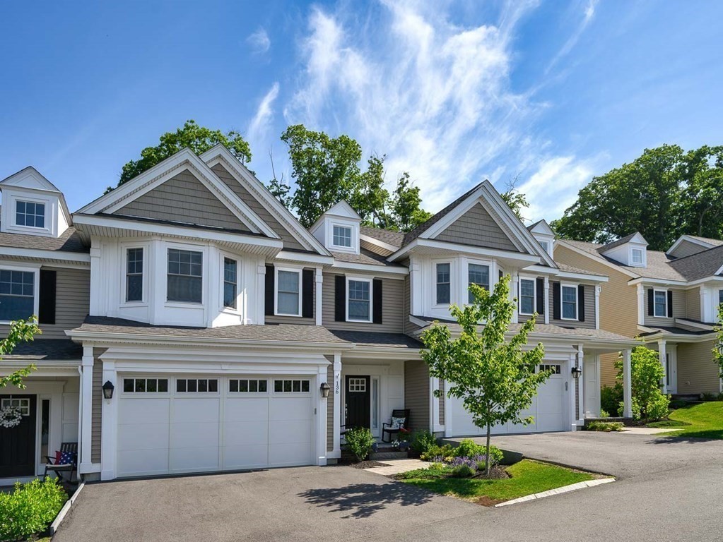 136 Brookview Road, Unit 136 Franklin, MA 02038 - Photo 2 of 38 Gallery Image 2