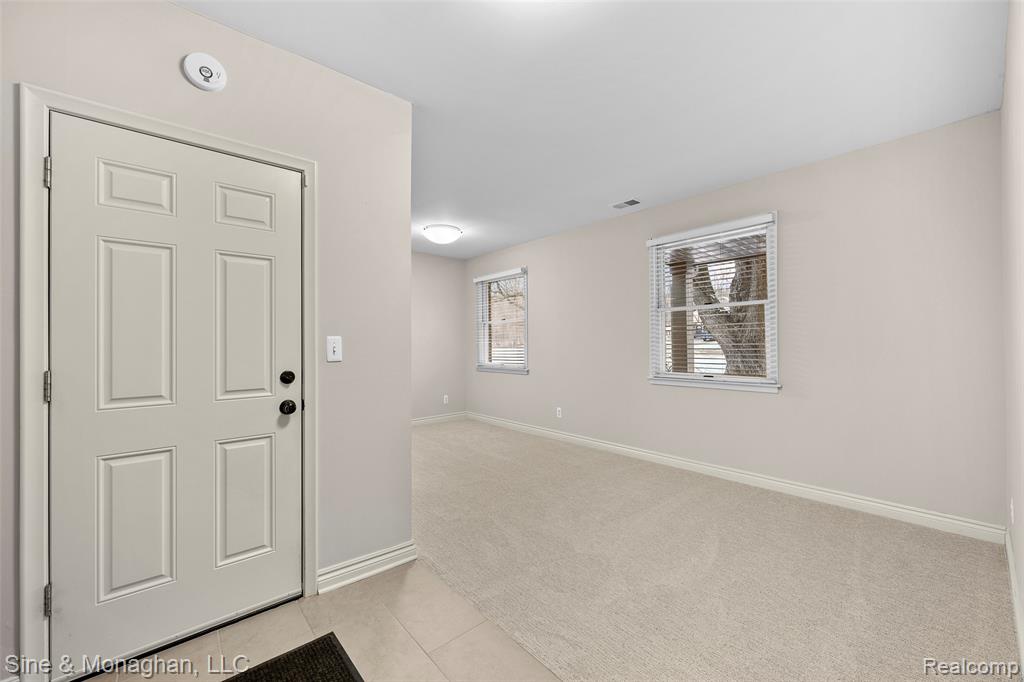 210 Mead Road Rochester Hills, MI 48306 - Photo 21 of 56