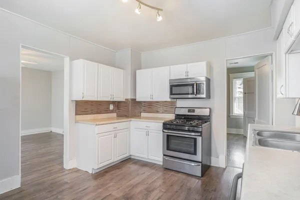 $365,000 | 752 Crescent Street Northeast, Grand Rapids, MI 49503