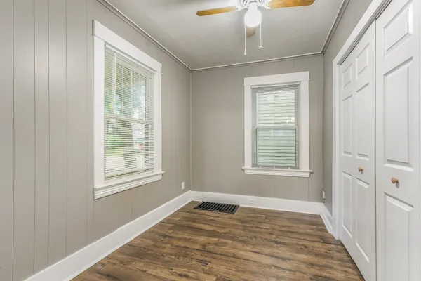 $365,000 | 752 Crescent Street Northeast, Grand Rapids, MI 49503