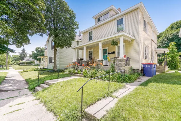 $365,000 | 752 Crescent Street Northeast, Grand Rapids, MI 49503