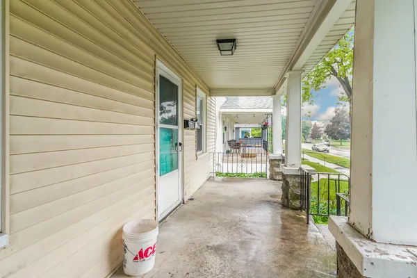 $365,000 | 752 Crescent Street Northeast, Grand Rapids, MI 49503