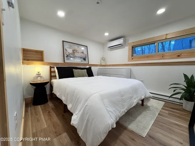 $2,100 | 261 Overlook Drive, East Stroudsburg, PA 18301