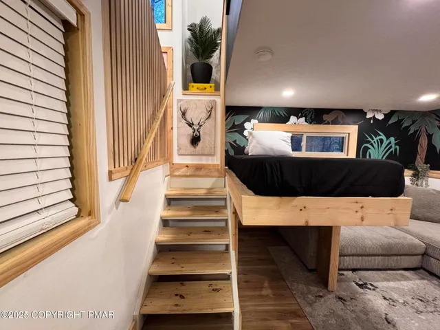 $2,100 | 261 Overlook Drive, East Stroudsburg, PA 18301