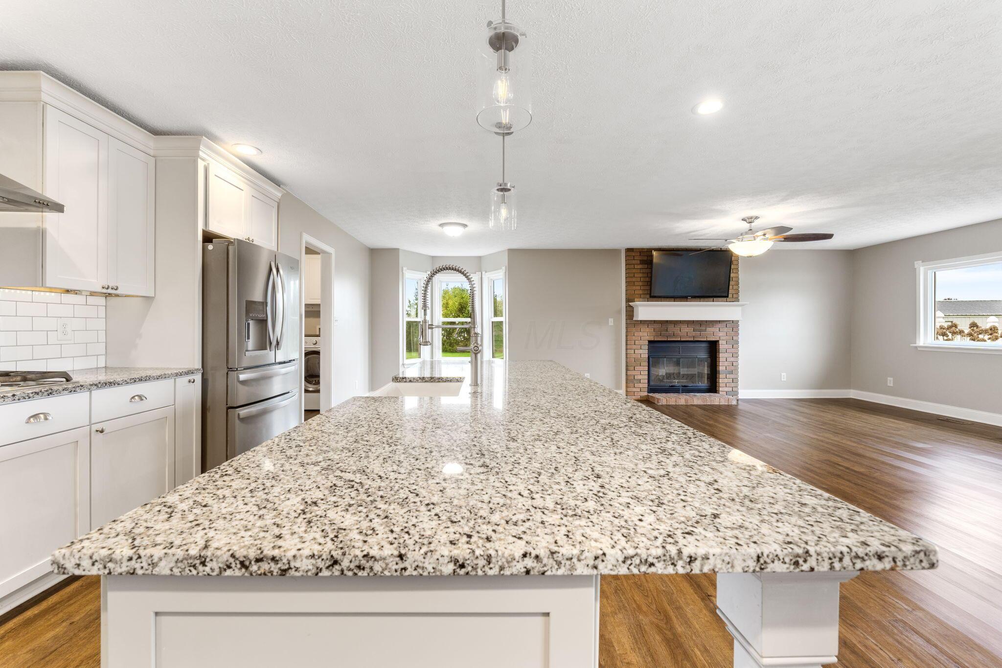14103 Lockbourne Eastern Road Ashville, OH 43103 - Photo 11 of 73 14103 Lockbourne Eastern Rd (Interior)-8