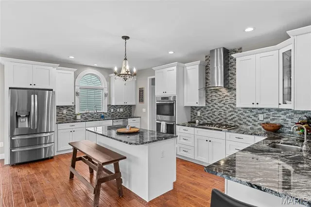 $829,000 | Undisclosed Address, Labadie, MO 63055