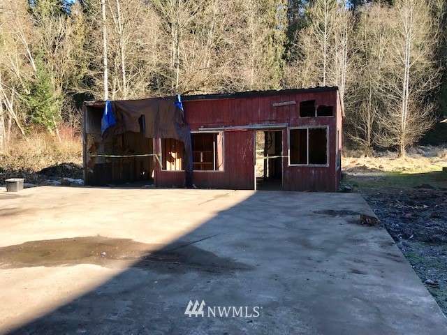 27625 Lower Burnett Road East Buckley, WA 98321 - Photo 3 of 25 Gallery Image 3