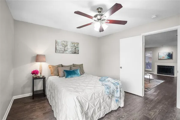 $1,150 | 4502 Gaston Avenue, Unit 319, Dallas, TX 75246