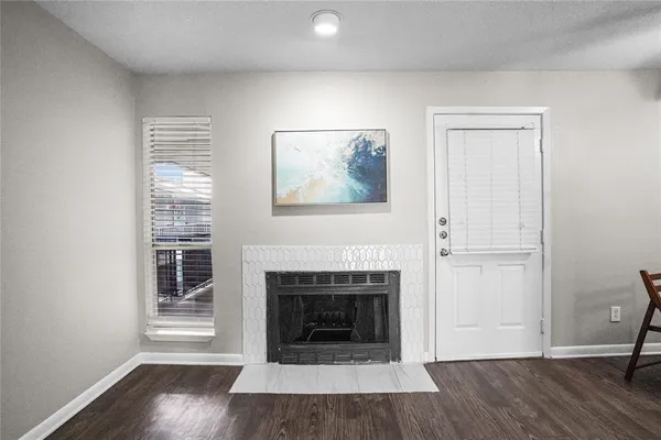 $1,150 | 4502 Gaston Avenue, Unit 319, Dallas, TX 75246