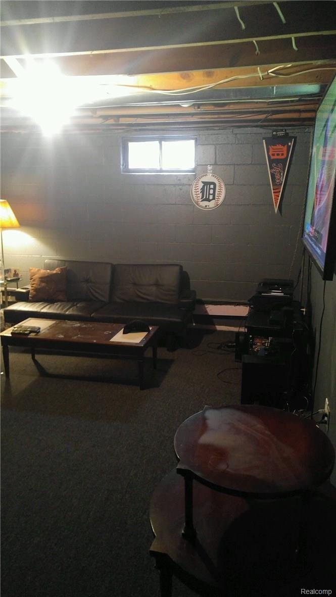 18400 Inkster Road Redford, MI 48240 - Photo 23 of 31 1210171305a.jpg
