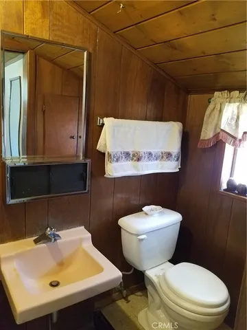 $1,750 | 543 North Ranch Lane, Glendora, CA 91741