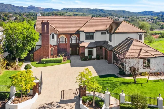 $5,795,000 | 23762 Vía Monte, Coto de Caza, CA 92679