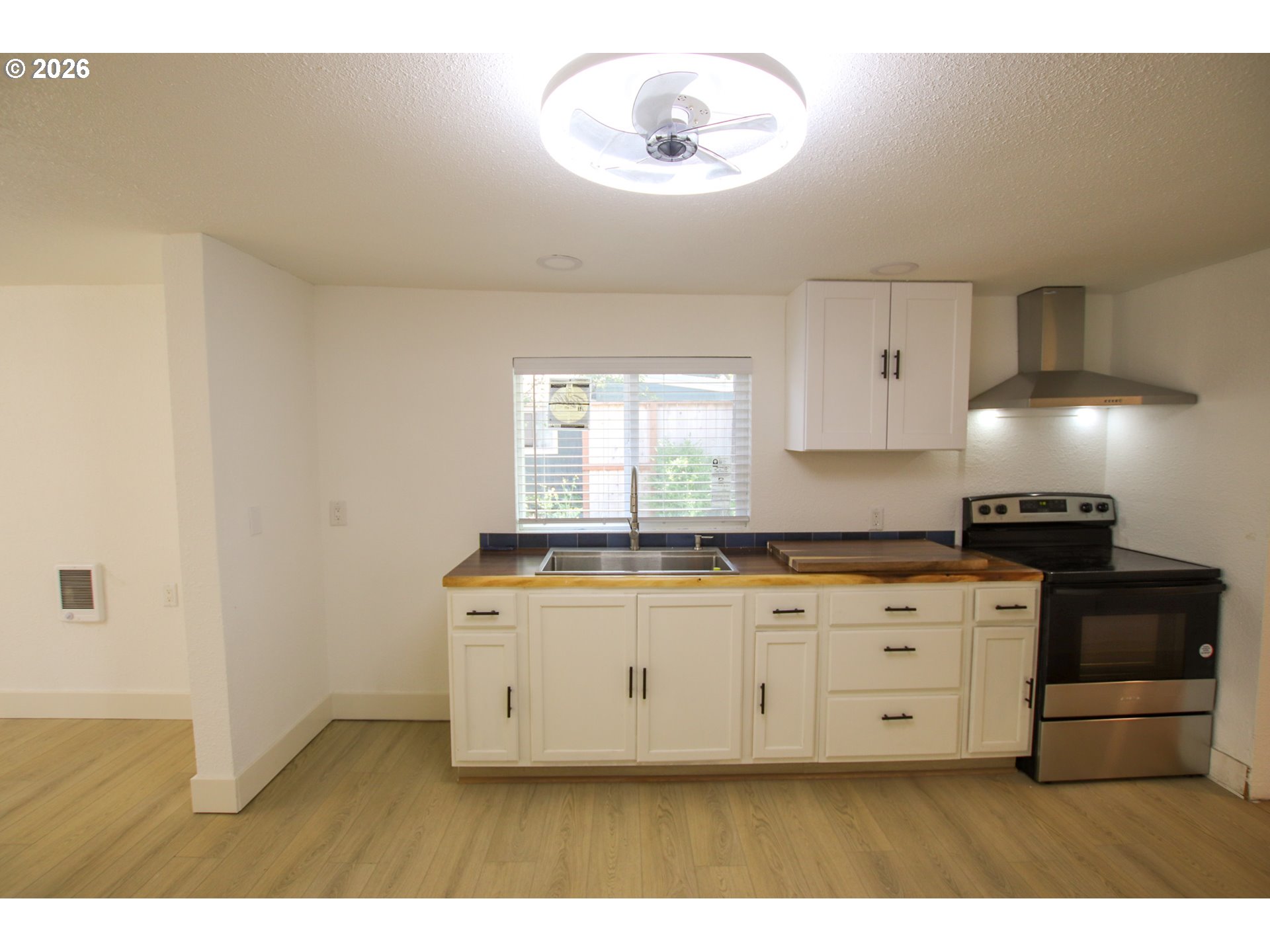 1860 30th Street Florence, OR 97439 - Photo 16 of 39