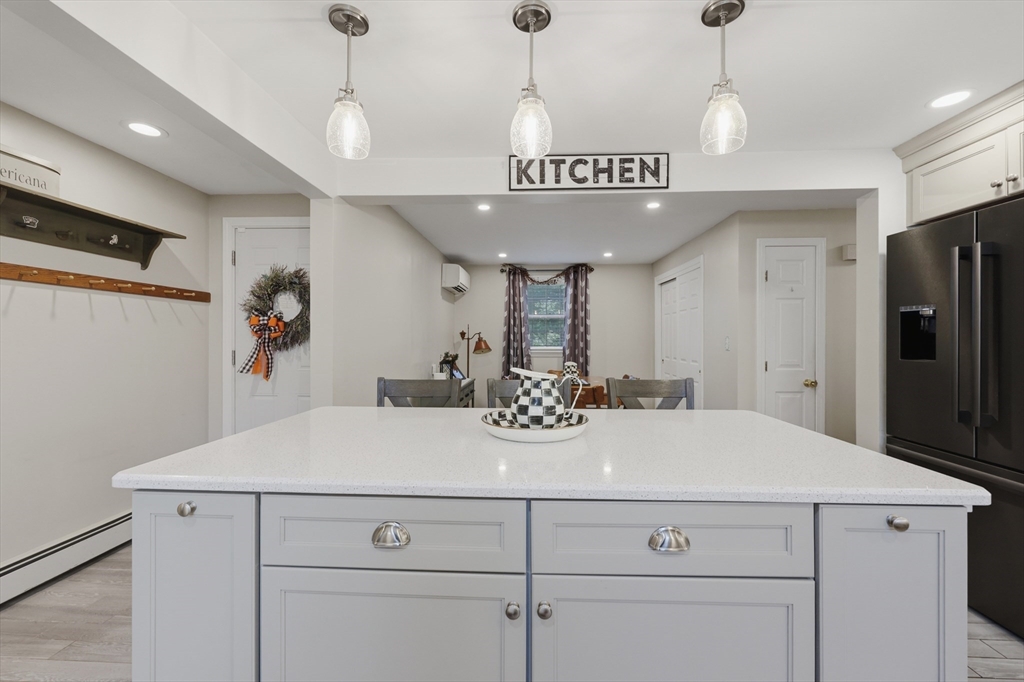 105 Main Street Townsend, MA 01469 - Photo 14 of 34
