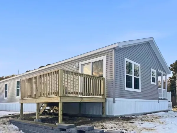 $395,000 | 24 Adder Lane, Seabrook, NH 03874
