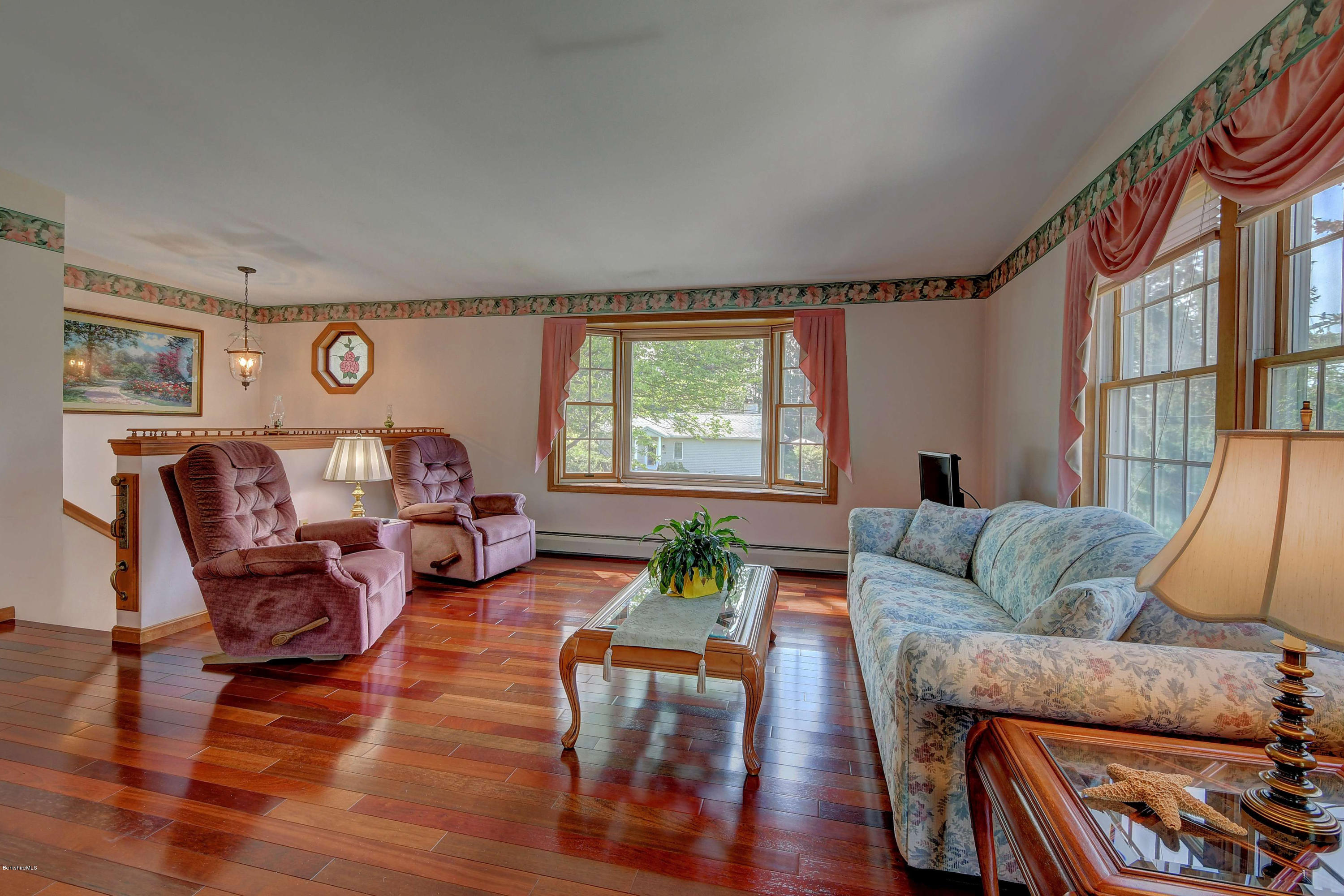 2 Thomas Island Road Pittsfield, MA 01201 - Photo 11 of 34 Living Room