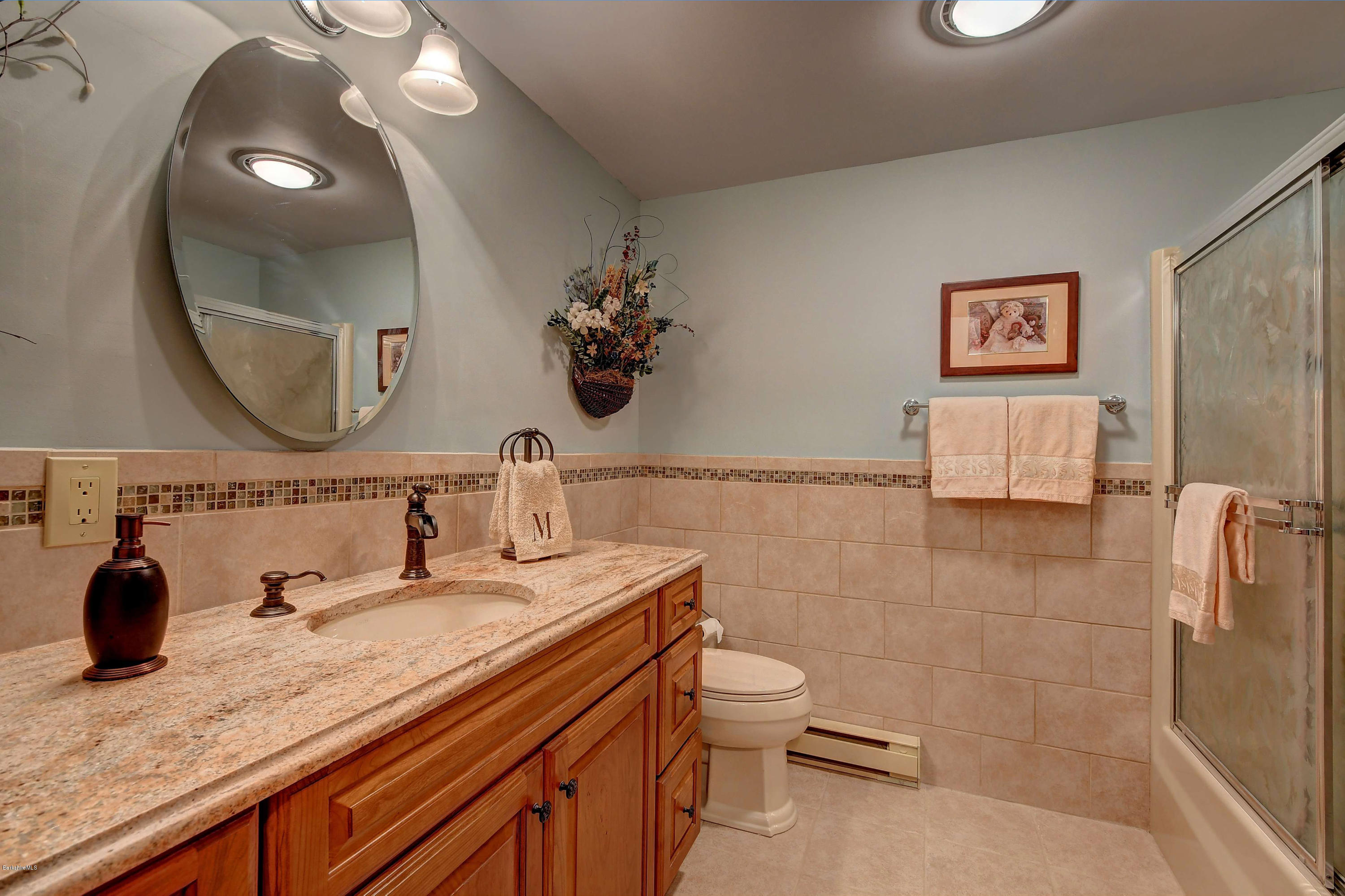 2 Thomas Island Road Pittsfield, MA 01201 - Photo 20 of 34 Large First Floor Bath