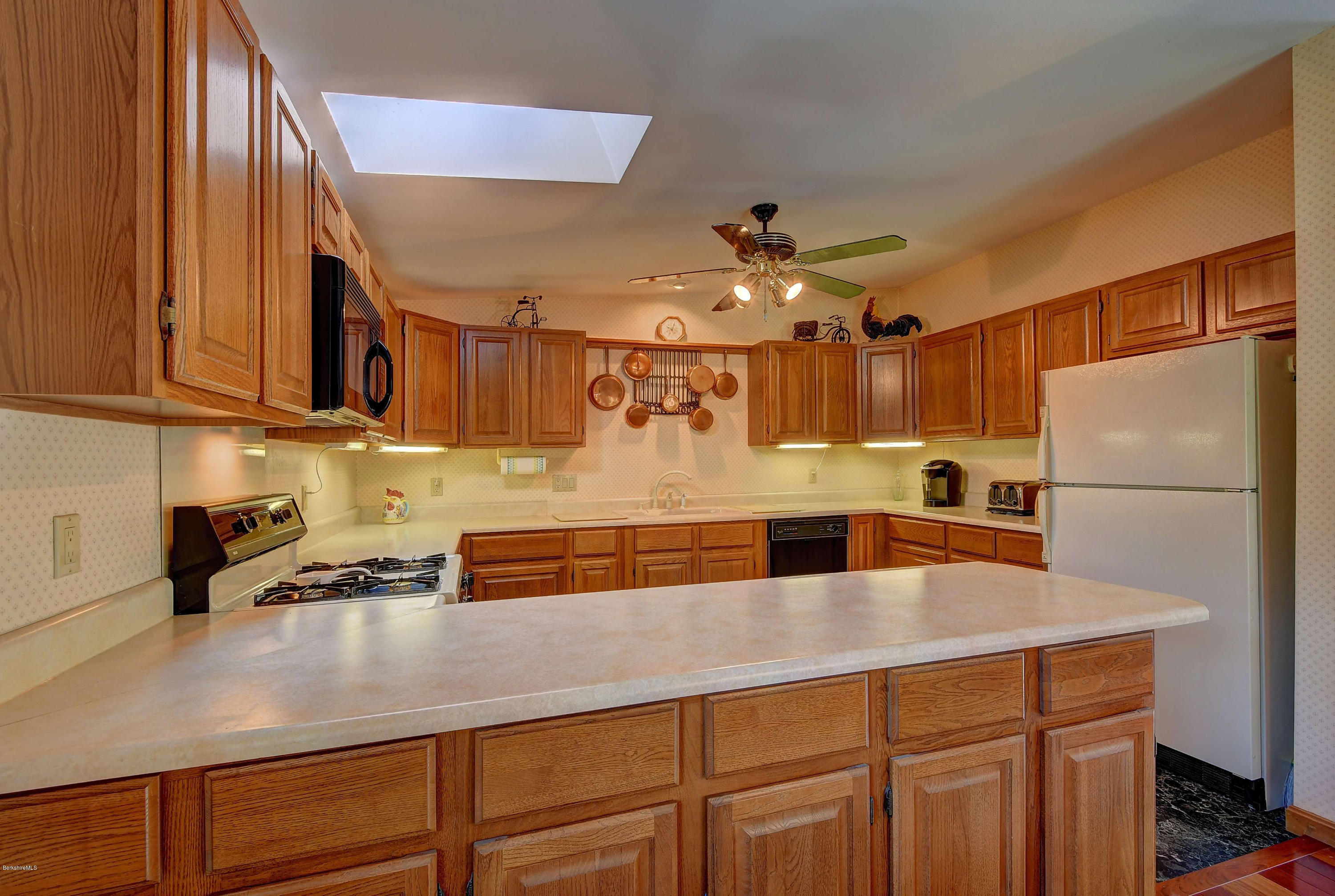 2 Thomas Island Road Pittsfield, MA 01201 - Photo 30 of 34 More of Kitchen
