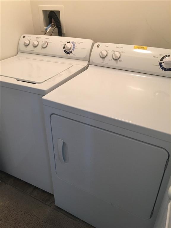 202 West Country Barn Road Houston, PA 15342 - Photo 20 of 22 Washer and dryer